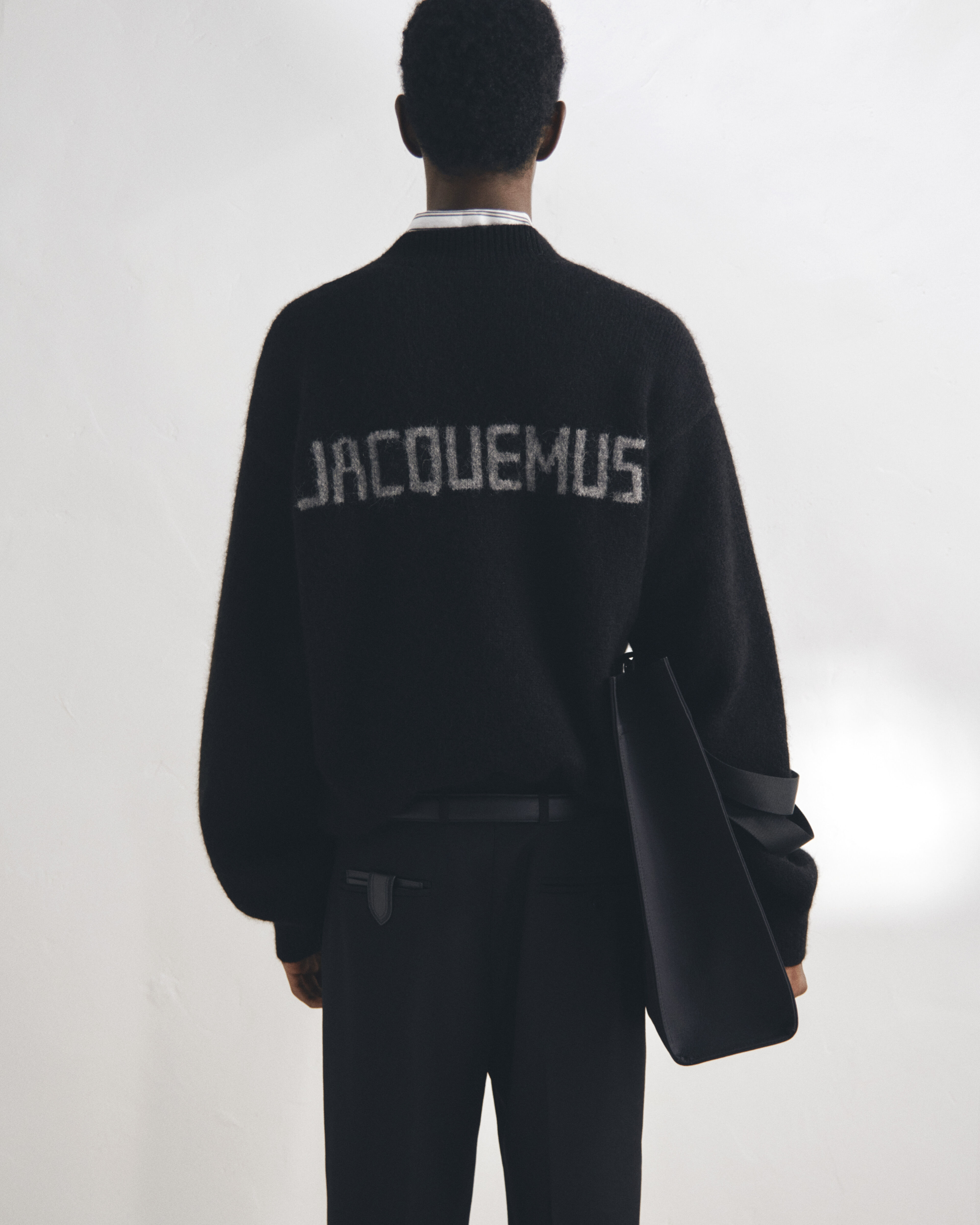 人気 jacquemus ニット