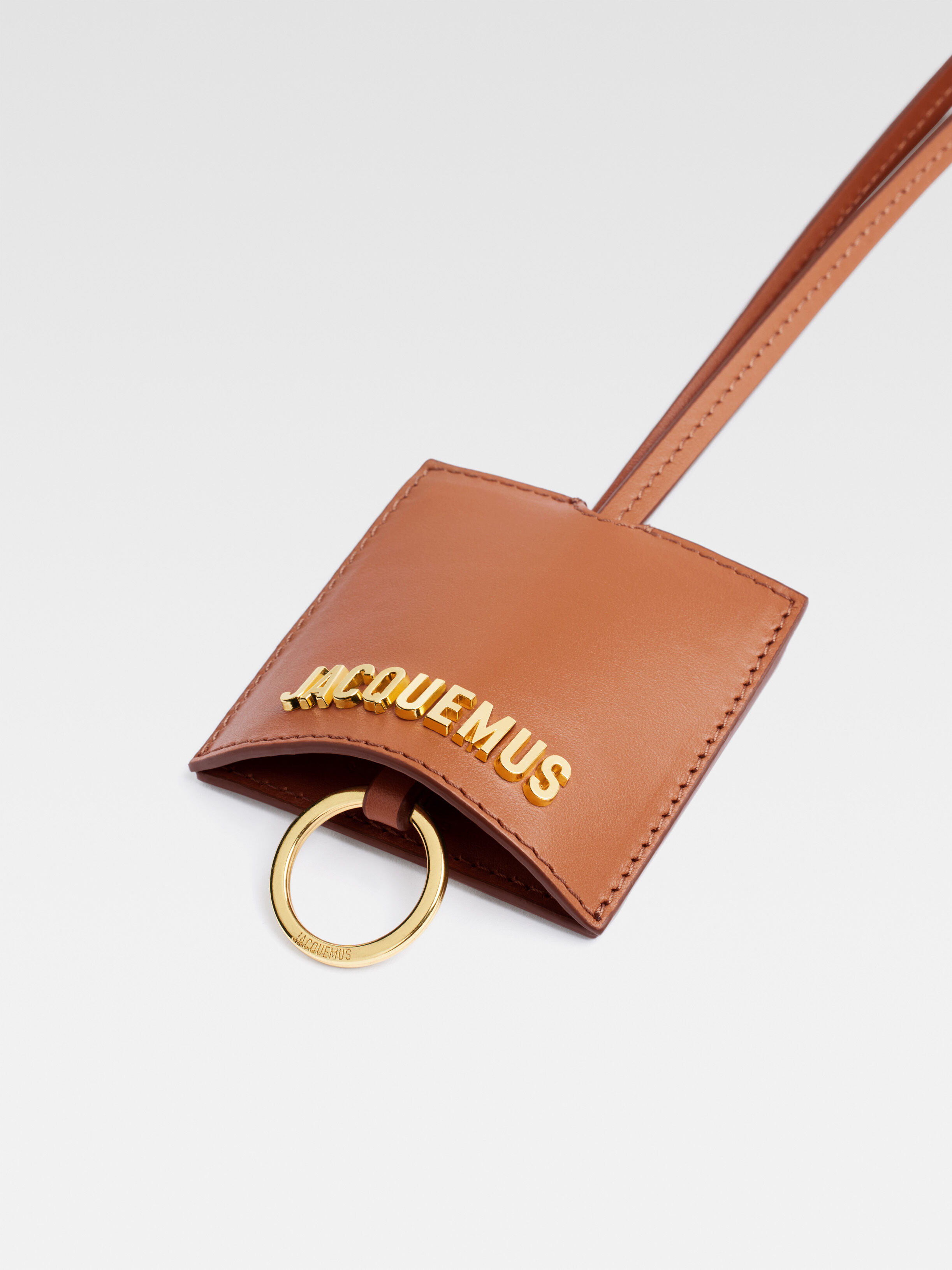 Jacquemus mini best sale round bag