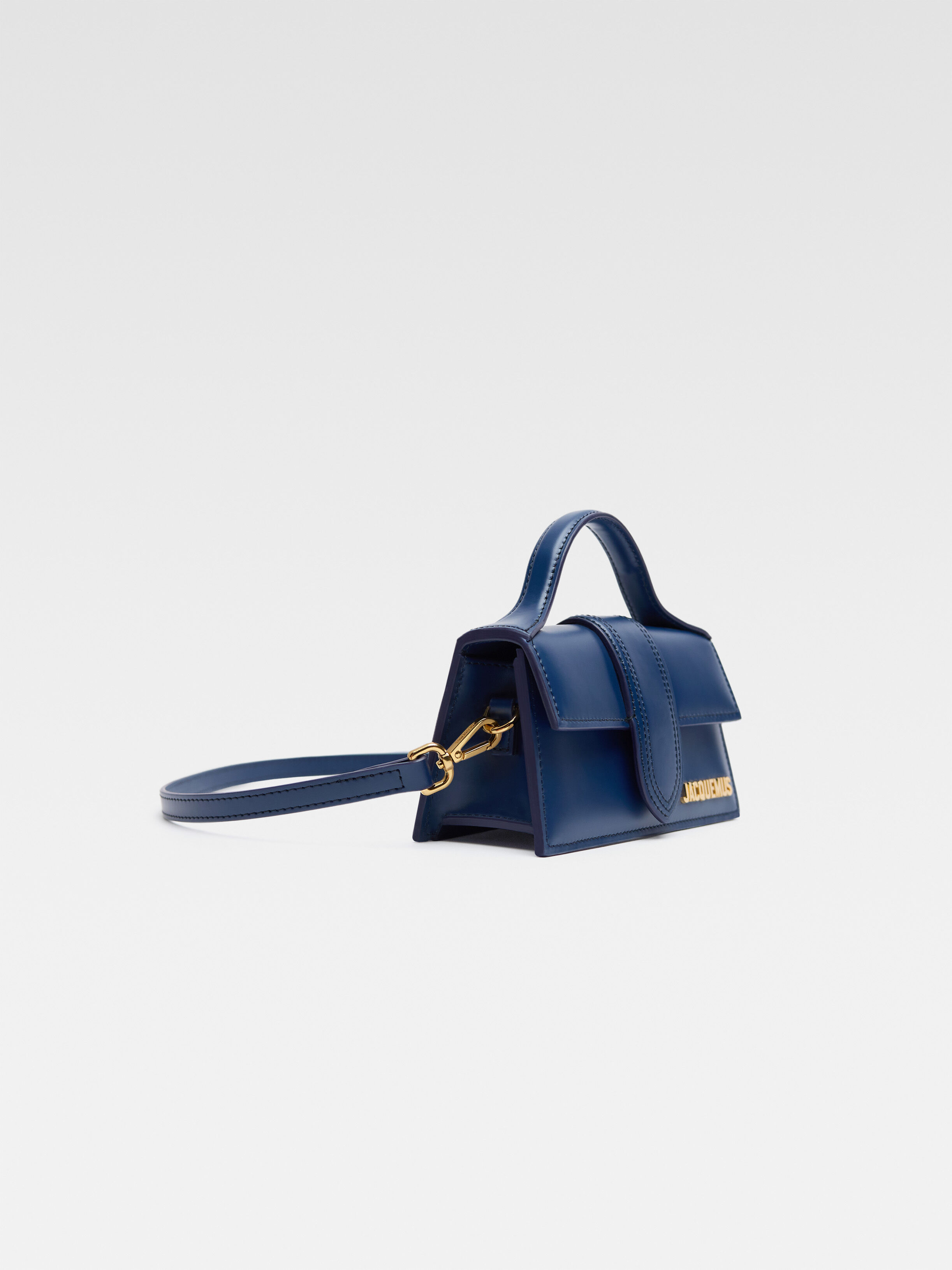 Jacquemus le bambino online medium leather shoulder bag