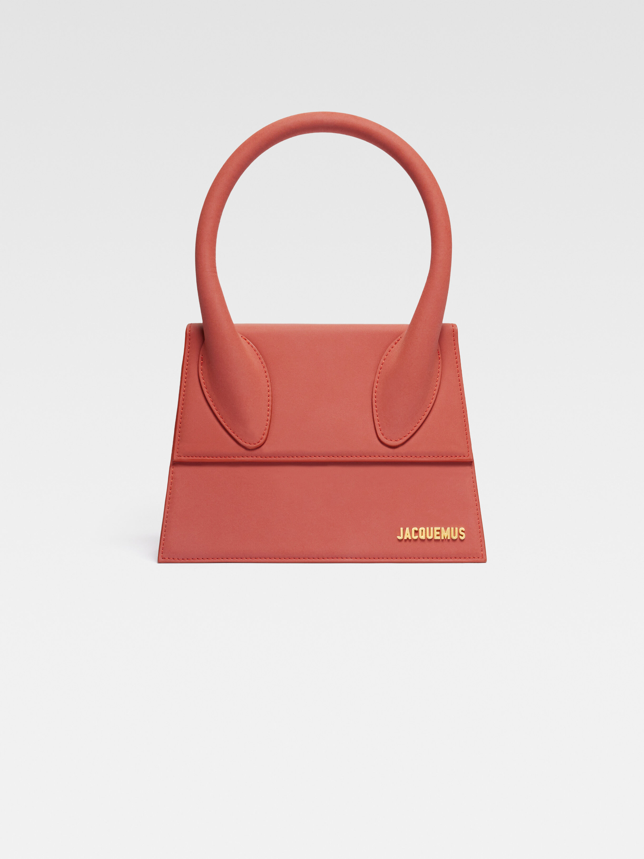 Jacquemus le grand discount chiquito leather bag