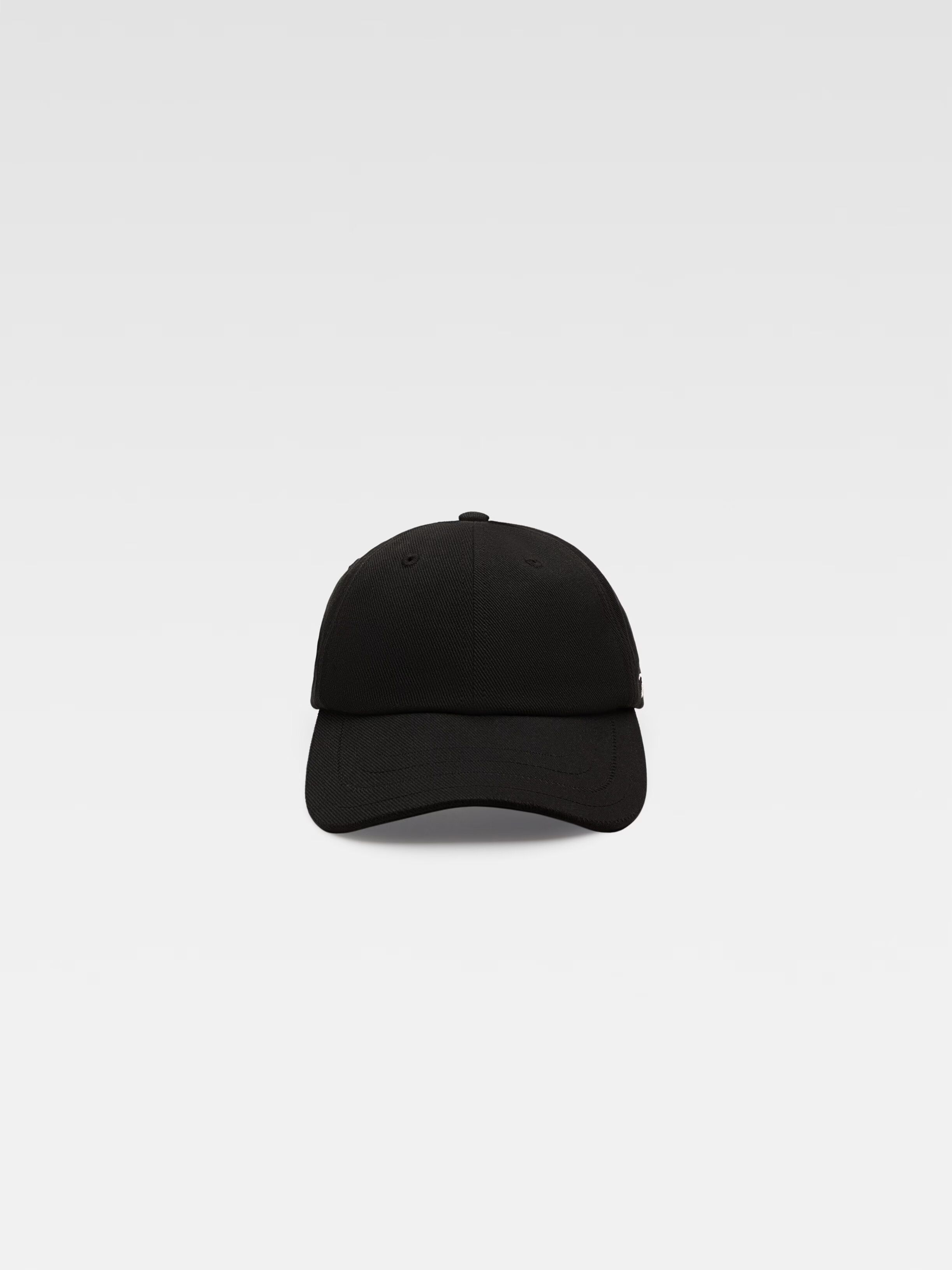 The Jacquemus cap by JACQUEMUS | Official website