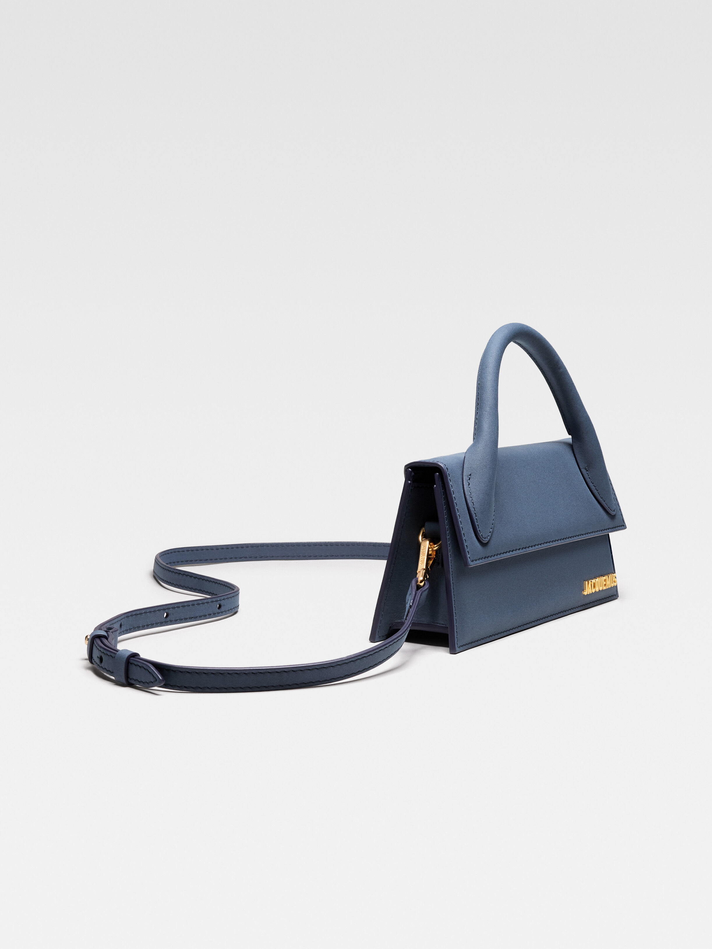 Jacquemus bag best sale le chiquito long